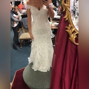 Oleg Cassini Wedding Dress